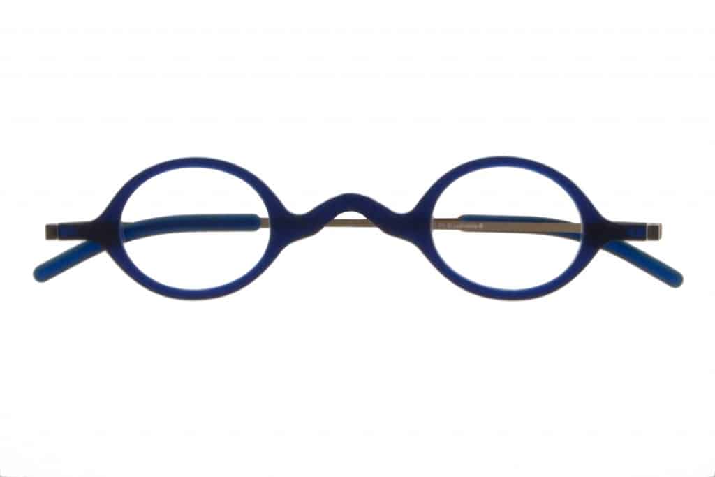 Read Eyewear leesbril Chapter 07