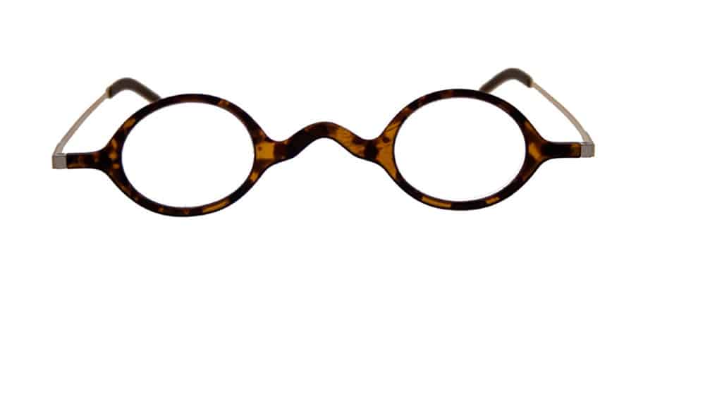 Read Eyewear leesbril Chapter 07